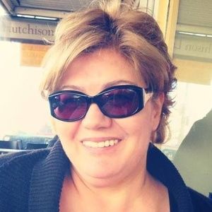 Meet your Posher, Ayse